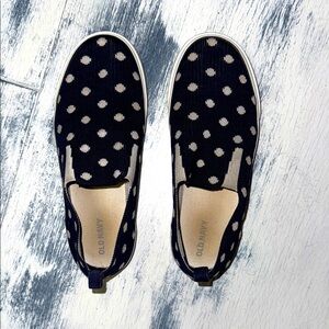 Girl’s Old Navy slip ons